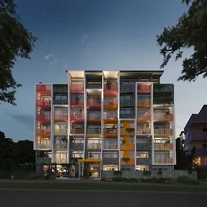 Six On N - Fluent Serviced Apartment